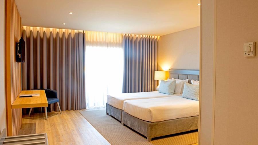Hotel Cristal Praia Resort & Spa Виейра-де-Лейрия Экстерьер фото